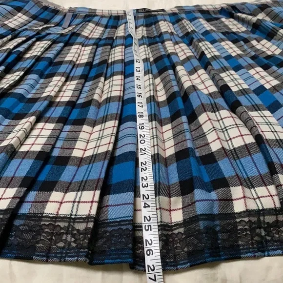 Authentic Strathmore Scotland wool wrap-around kilt - Picture 4 of 10